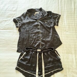 Peter Alexander Black Satin Sleep Top with White Tag Detail Womens XL